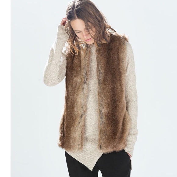 Zara Jackets & Blazers - Zara Trafaluc Faux Fur Vest-A2